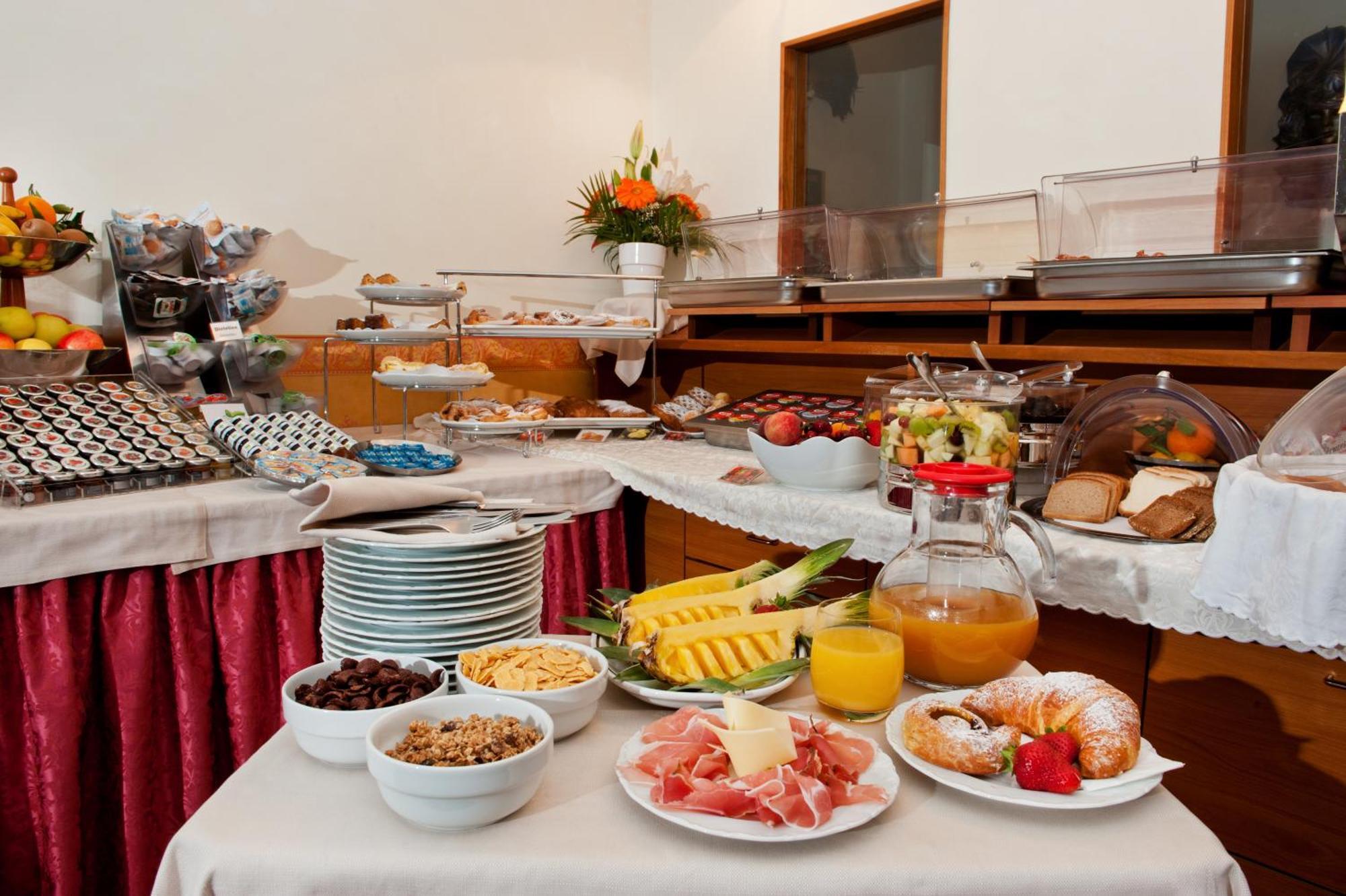 โรงแรมวิวิต ***S เมสเตร ร้านอาหาร รูปภาพ